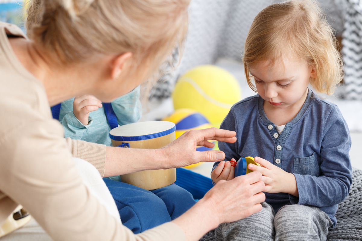 rédiger un avenant pour une assistante maternelle